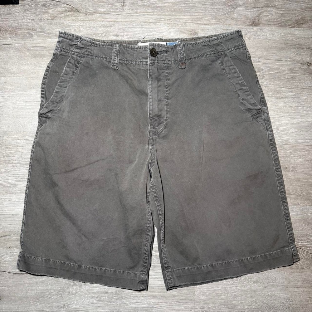 American Eagle Outfitters Y2K dark green khaki style shorts